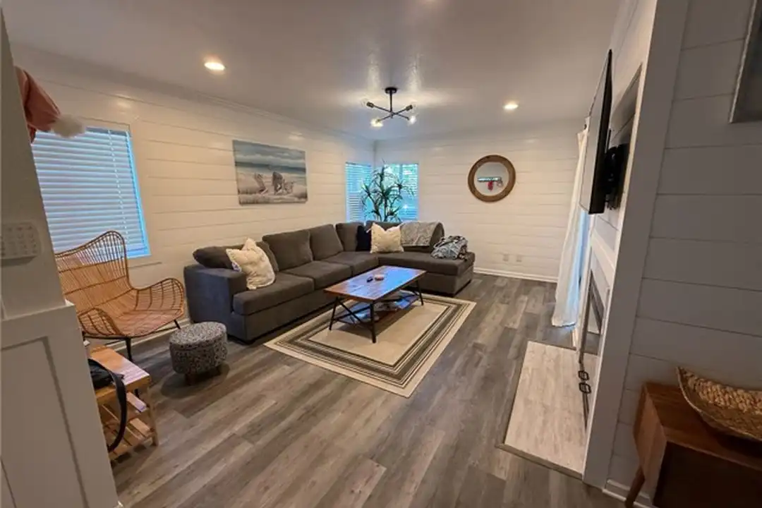 54 Corniche Dr unit D - View 3