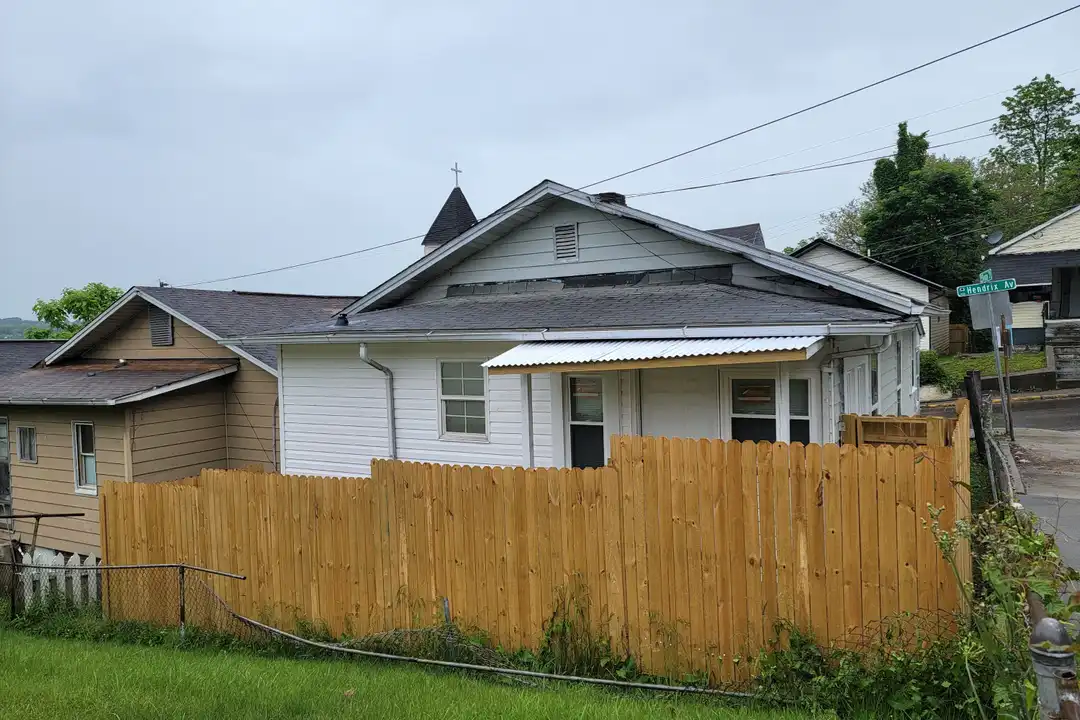 920 Hendrix Ave - View 3