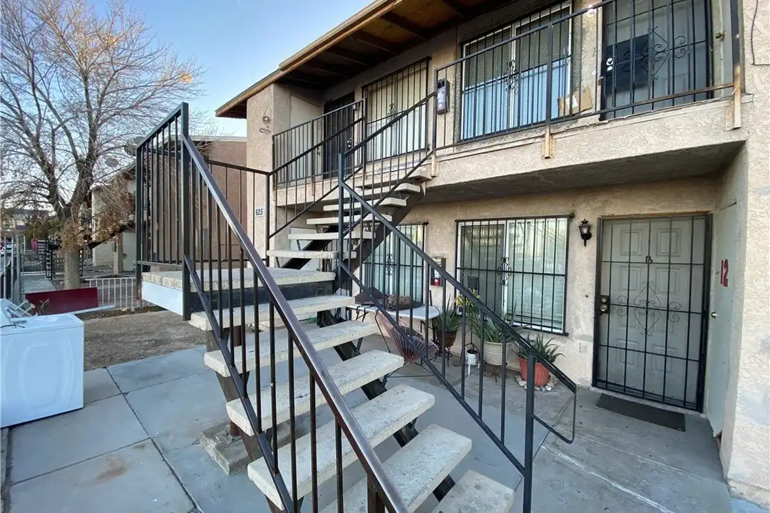625 N 12th St. #A – photo 1