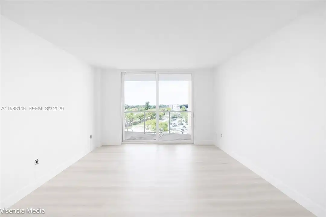 1351 NE Miami Gardens Dr #703E - View 5