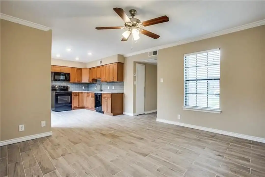 4748 Old Bent Tree Ln unit 401 - View 6