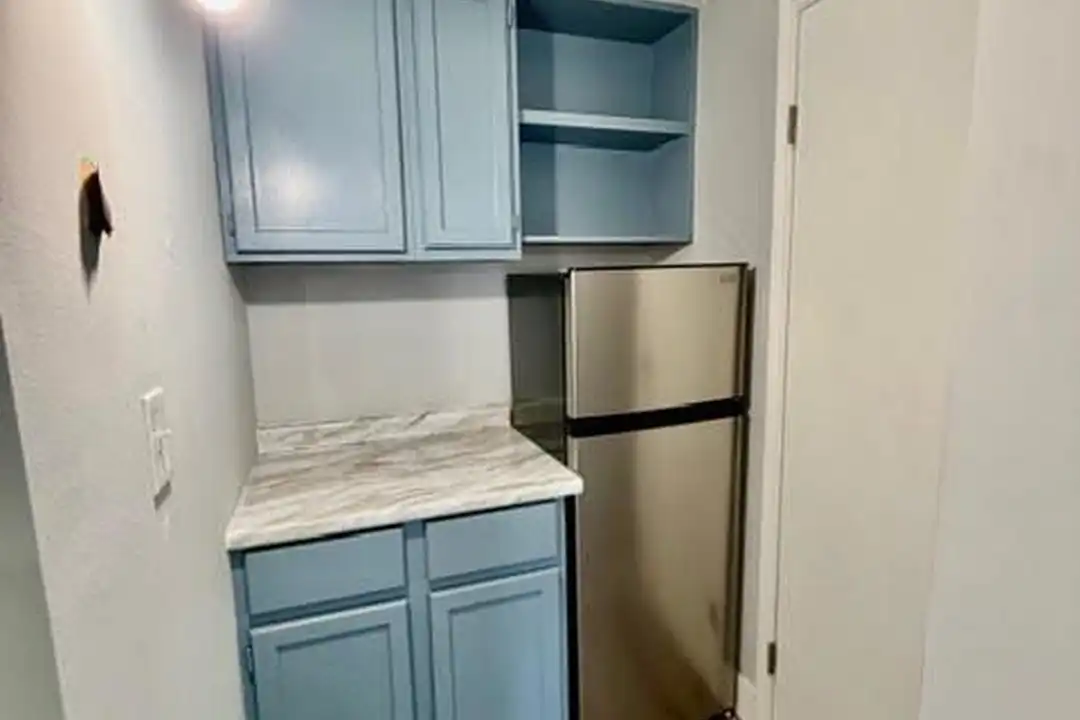 Apartment in Chicago - View 4