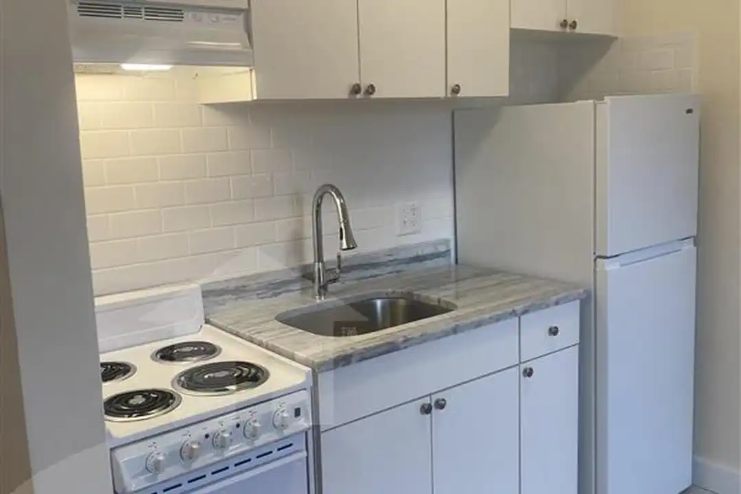 180 N Beacon St unit 3 - View 6