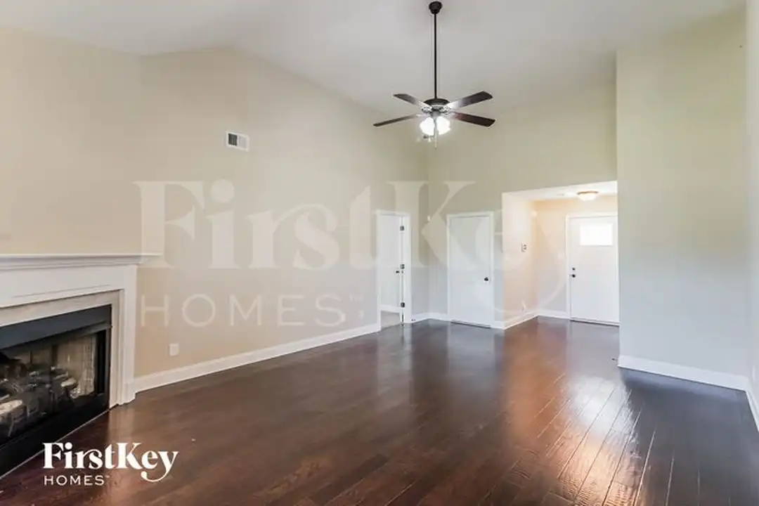 309 Liberty Bell Ln - View 2