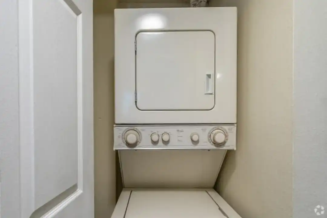 Bay Club Apartment Homes - View 5