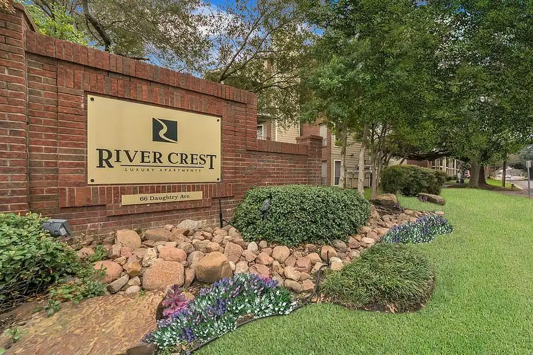 Rivercrest - View 2
