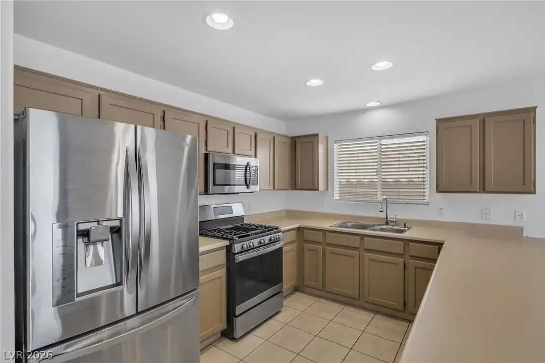 1921 Empoli Ct - More
