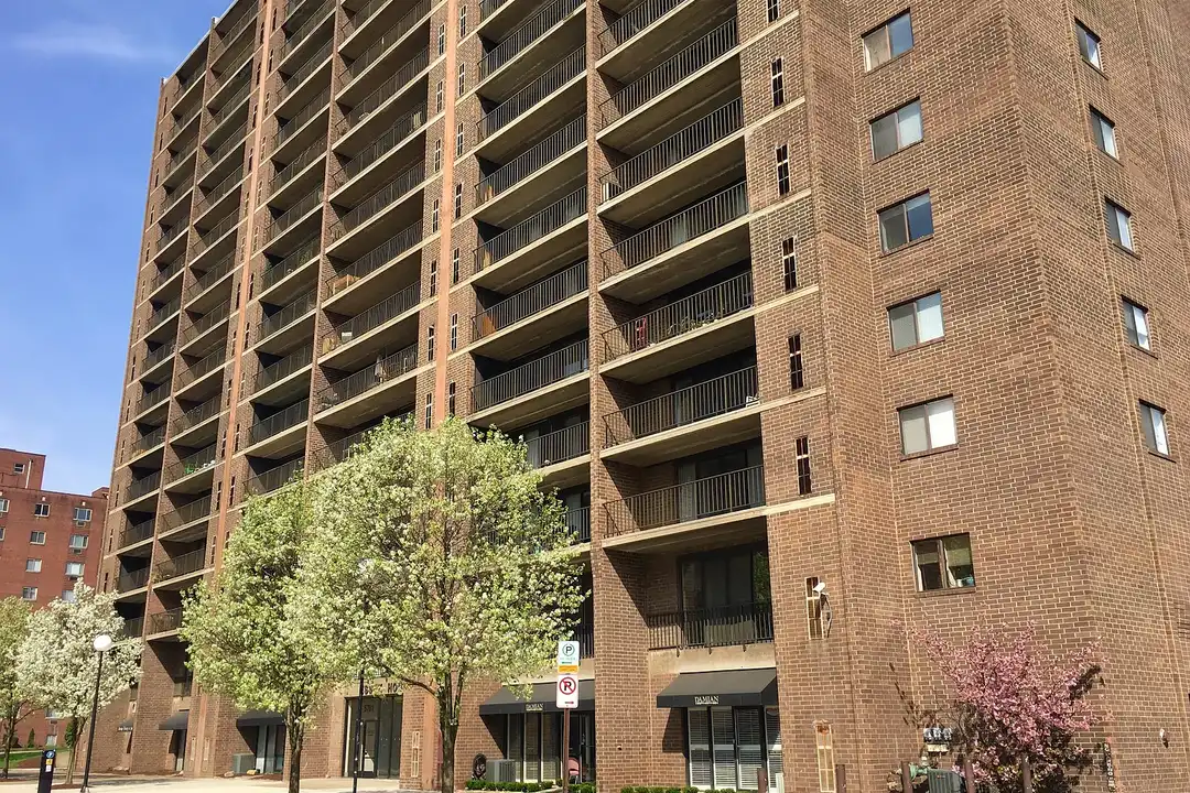 Essex House – photo 1