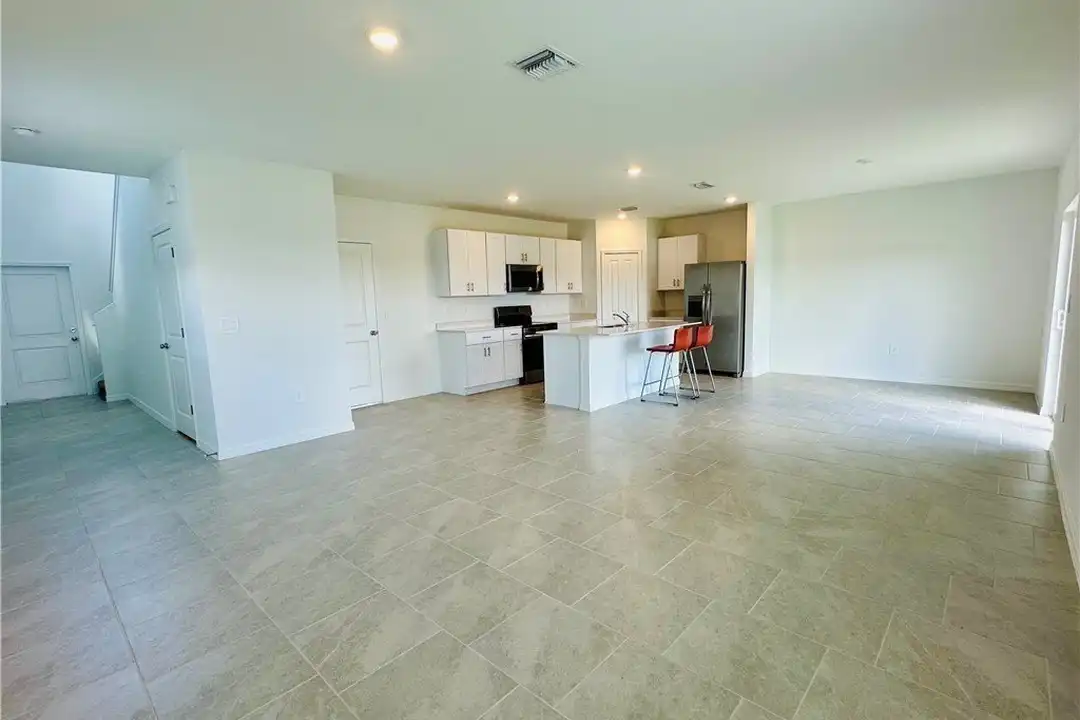 11812 Cloverly Ln - View 4