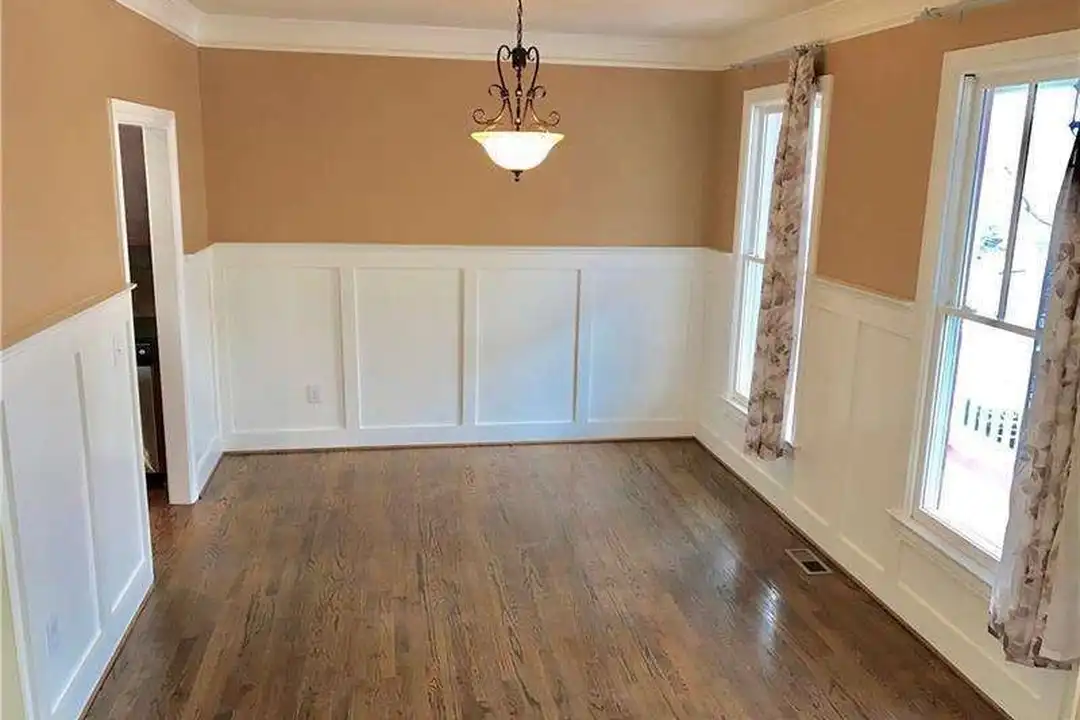 1678 Carr Cir NW - View 3