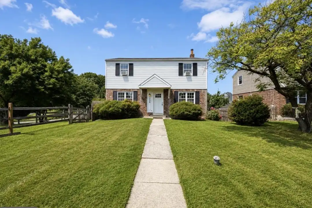 256 W Beidler Rd – photo 1