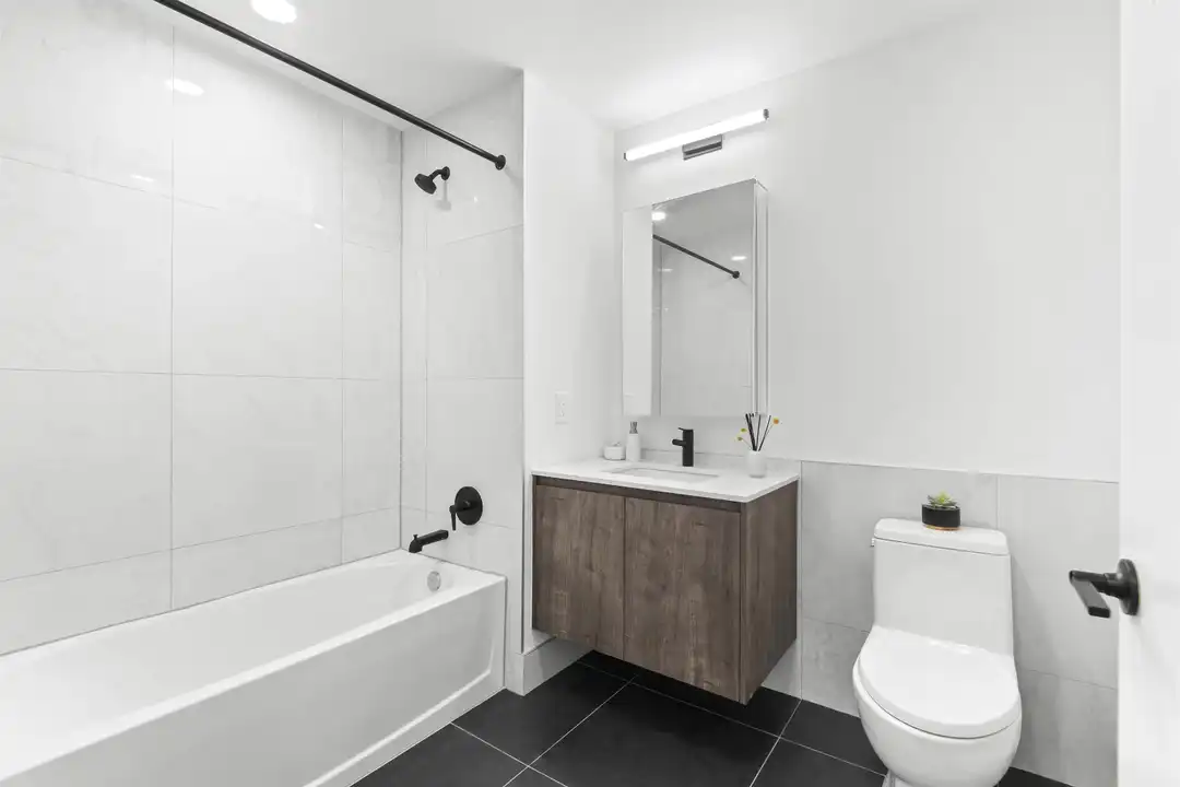55 Jordan Ave unit 810 - View 4