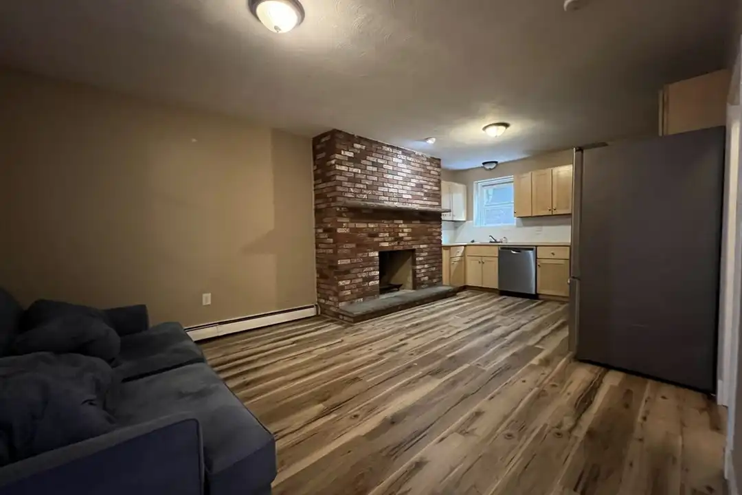 99 Salem St unit 1 - View 5