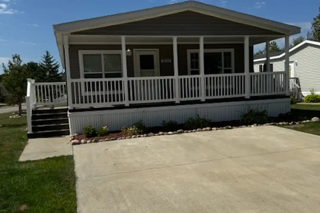 7930 Stephens Way – photo 1 of 11