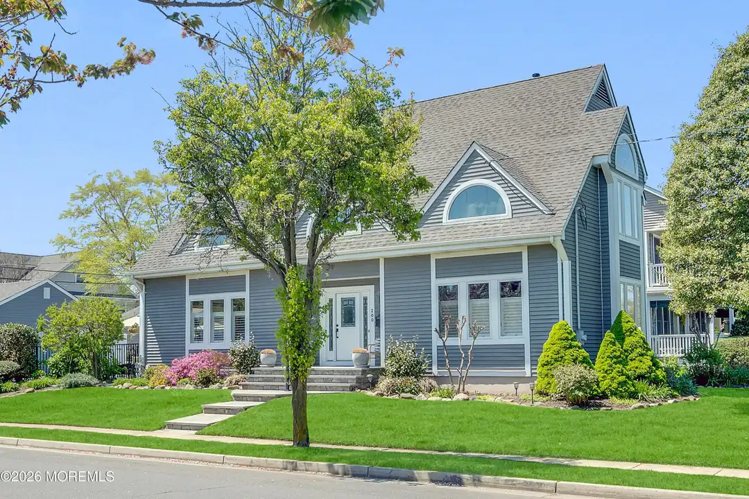 200 Beacon Blvd - View 3