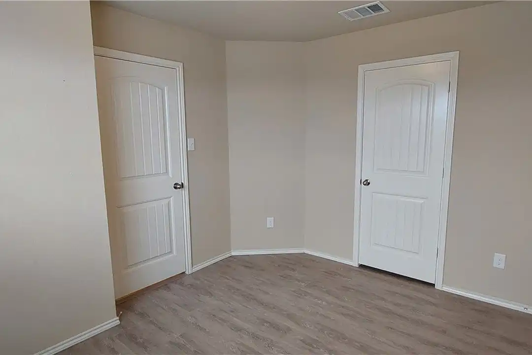 1556 Birmingham Dr - View 4