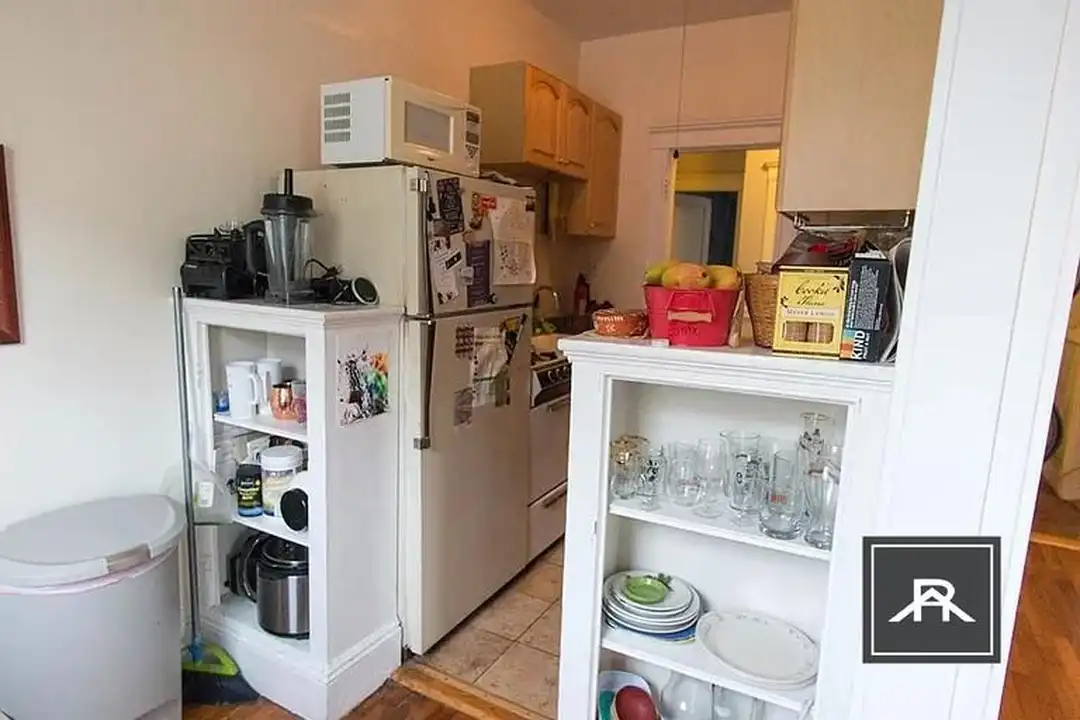 Apartment in Boston - View 4