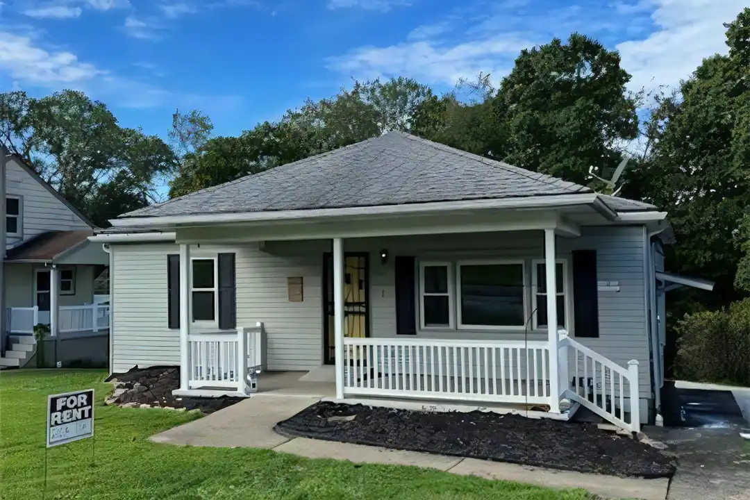 353 Patton Ave – photo 1 of 8