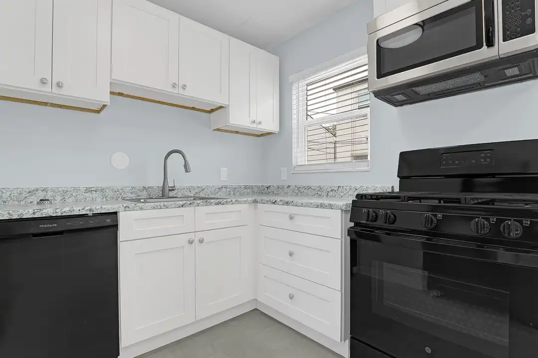 3974 Andrus Ct E – photo 1