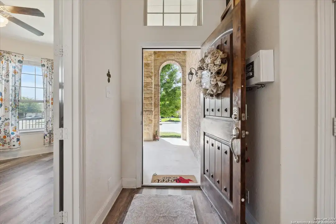 1614 Sun Canyon Blvd - More