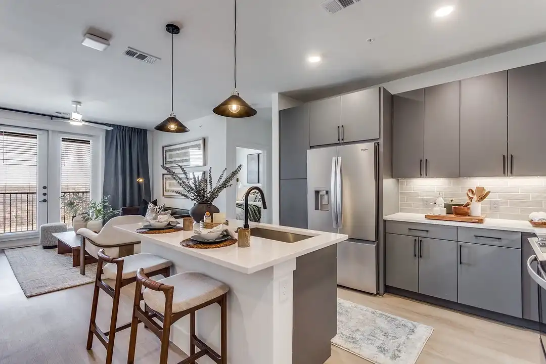 Aura Crown Heights - View 2
