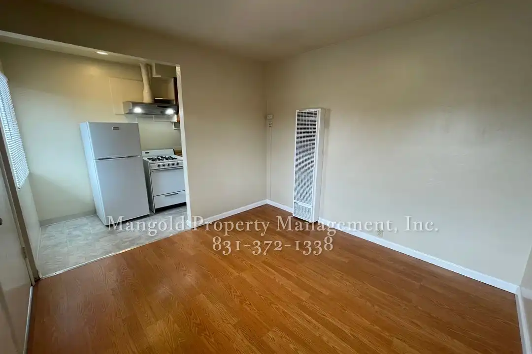 930 Harcourt Ave unit 936-B - View 5