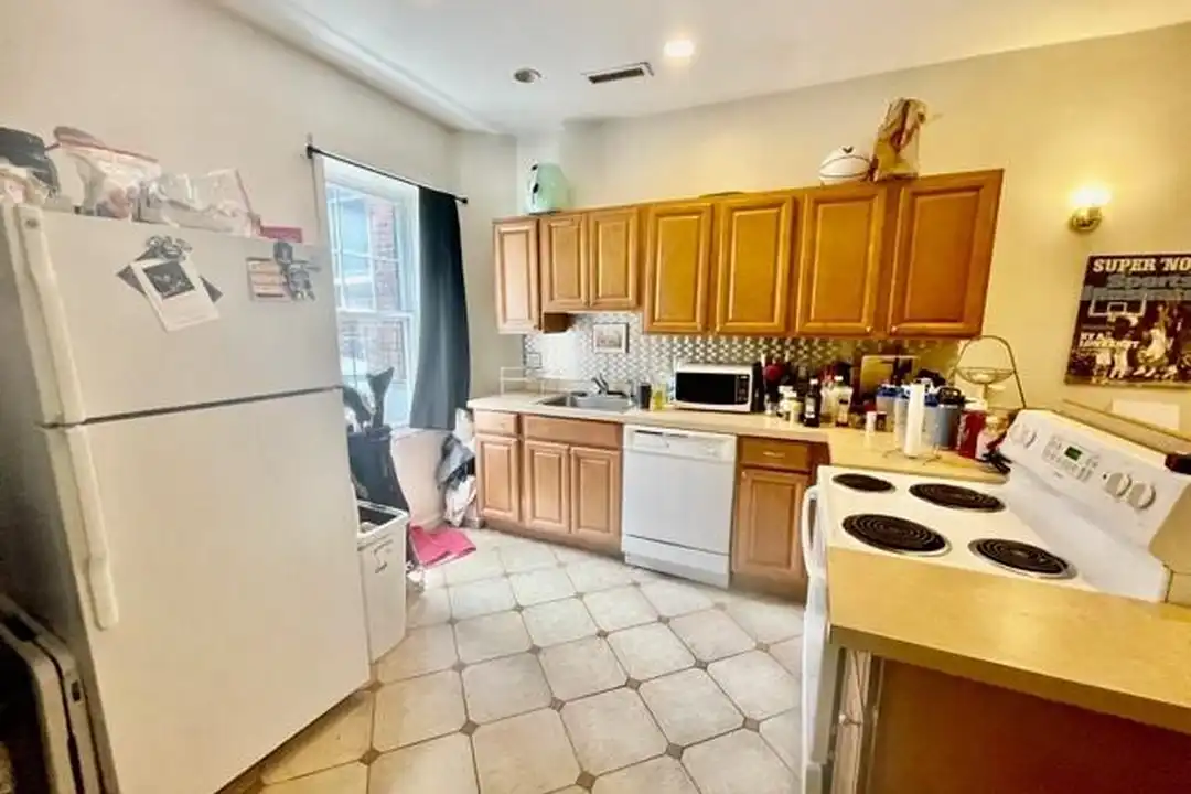 111 Salem St - View 2