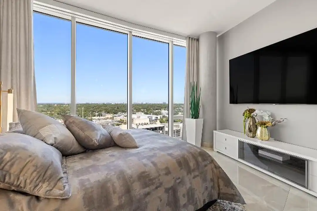 Apartment in Tampa - View 3