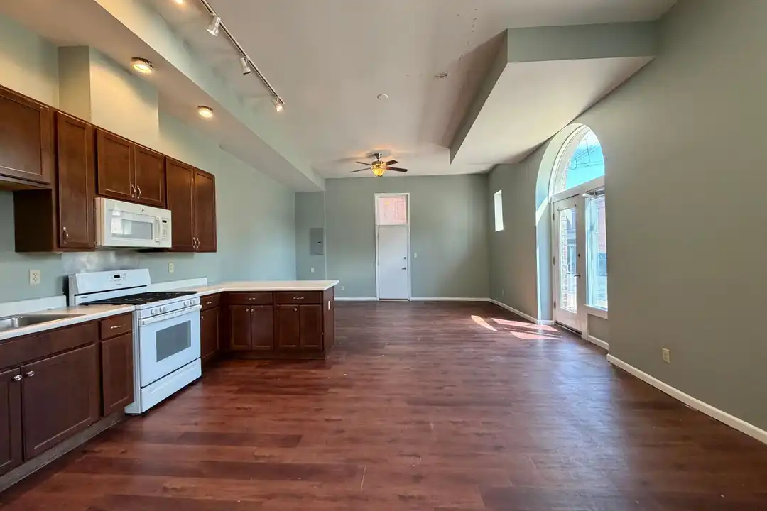 3901 Folsom Ave unit 3901 – photo 1
