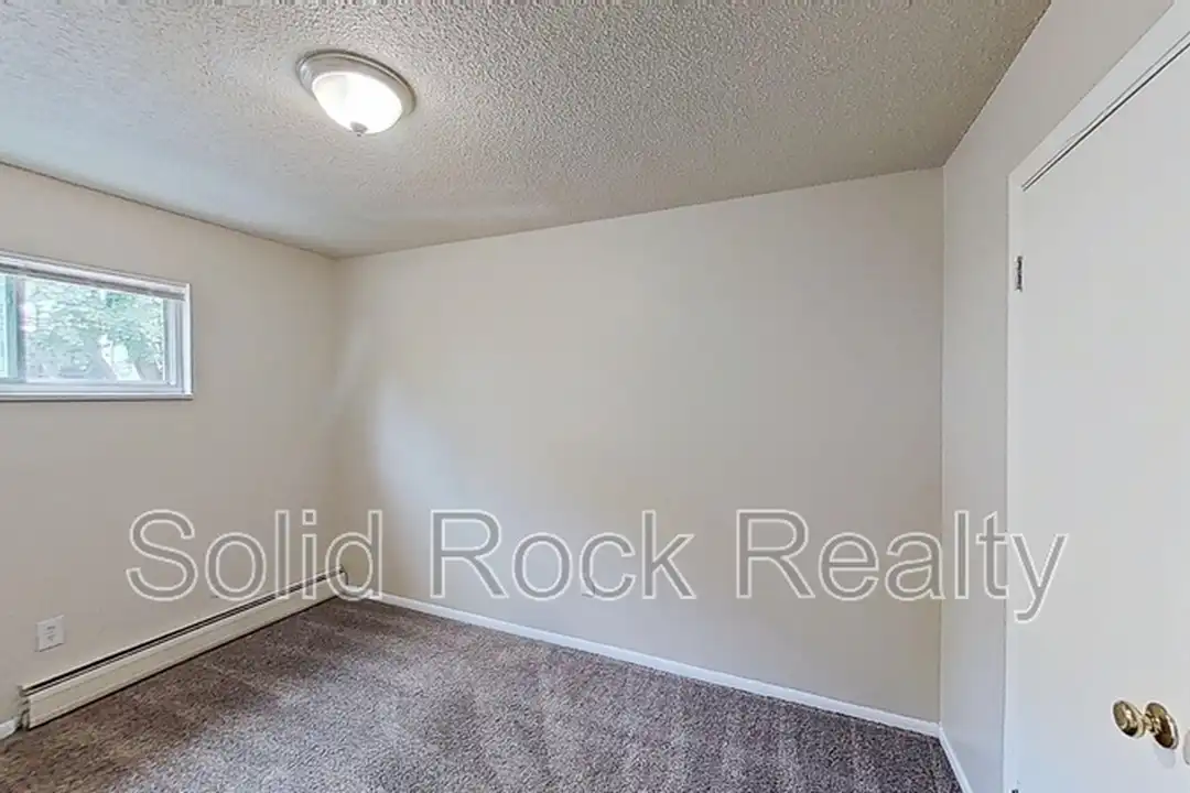 Apartment in Colorado Springs - View 5