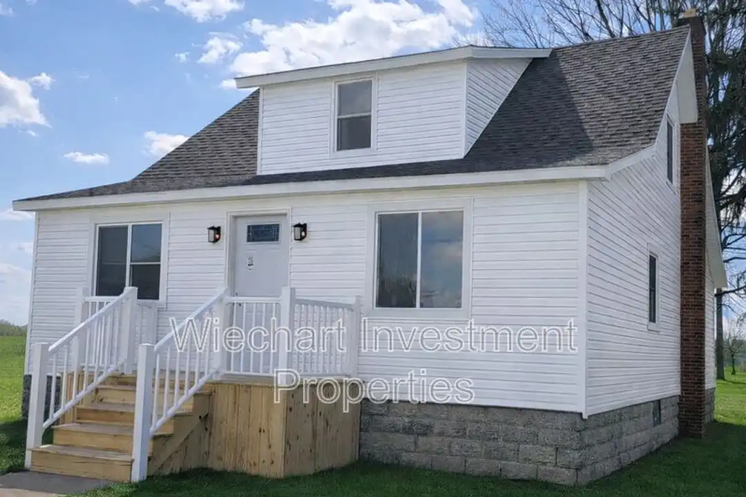 409 Gibbs Ave – photo 1 of 20