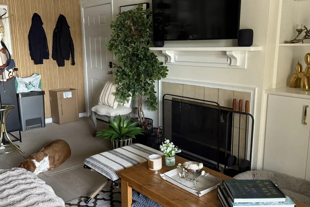 10000 Gate Pkwy N unit 812 – pohled 4