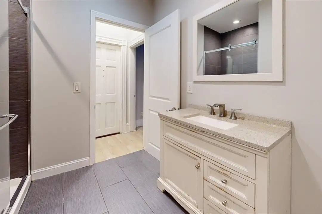 225 E Eagle St unit 1 - View 2