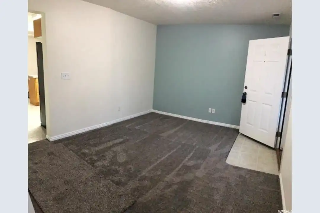 366 W 300 S - View 4