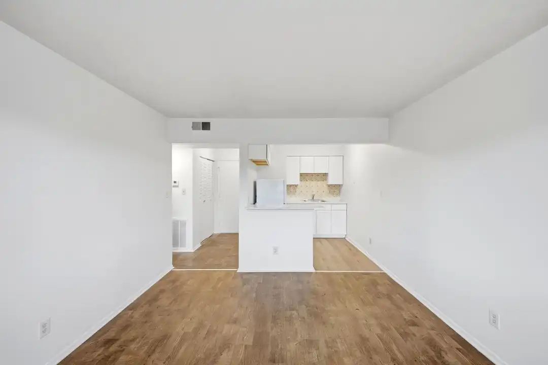 542 Riverview Dr unit C2 - View 6