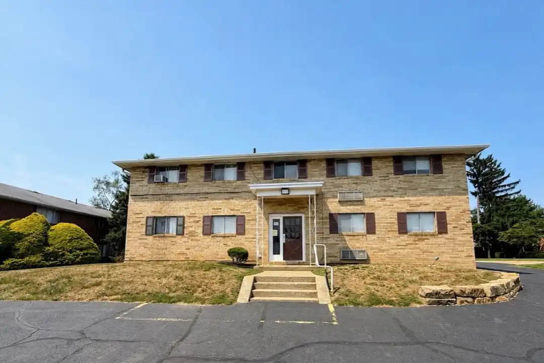 4739 20th St NW unit Unit 5 – photo 1