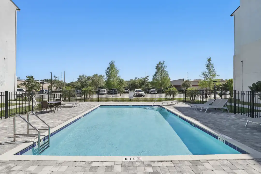 820 Isaacville Dr unit 201 - Vaade 2