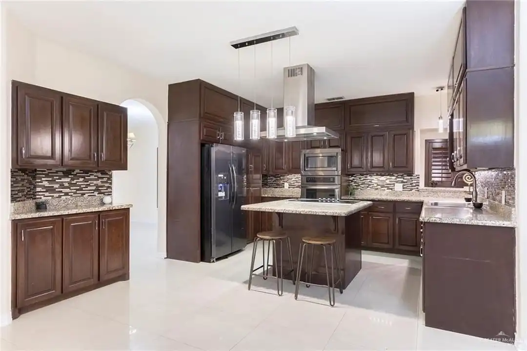 2001 Quail Ln - View 5