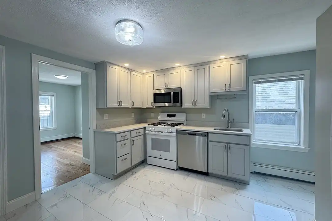 7 Sumner Pl unit 2 - View 3