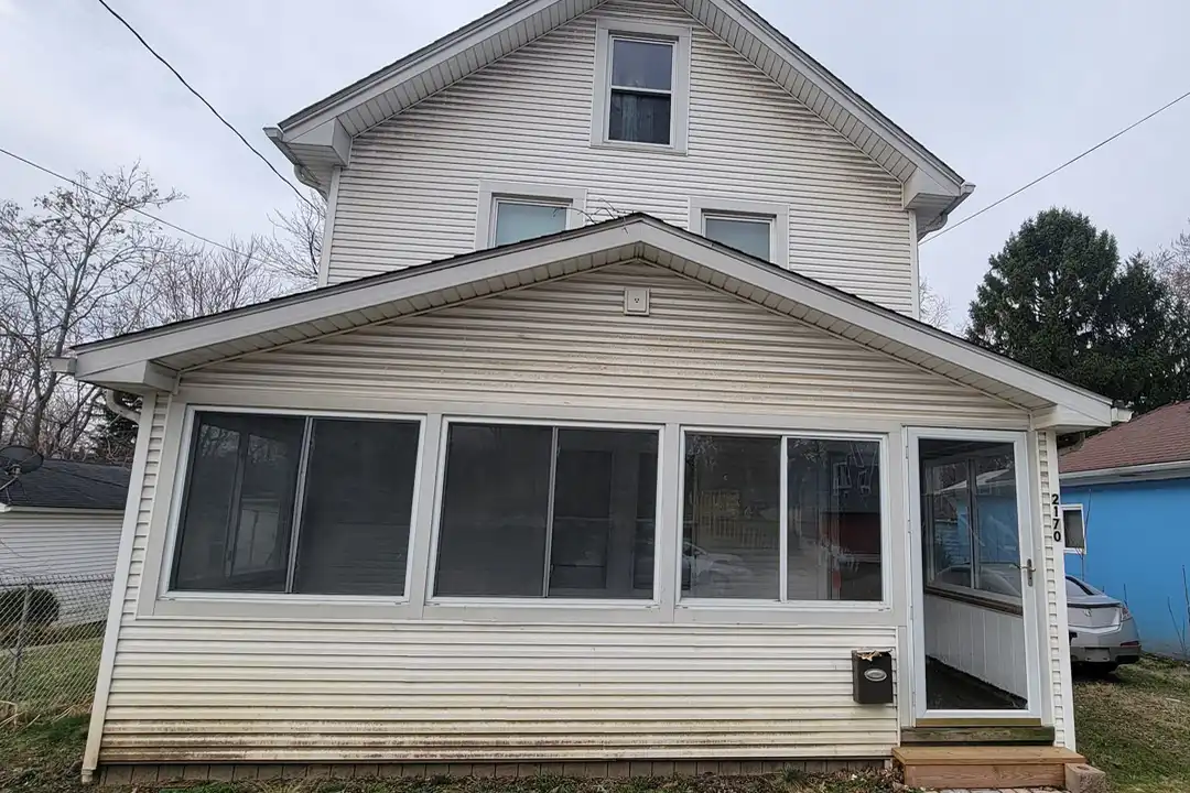 2170 17th St SW – photo 1