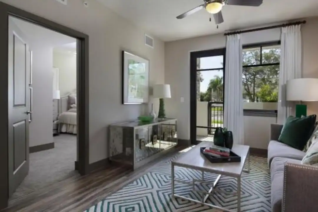 475 N Federal Hwy - View 4