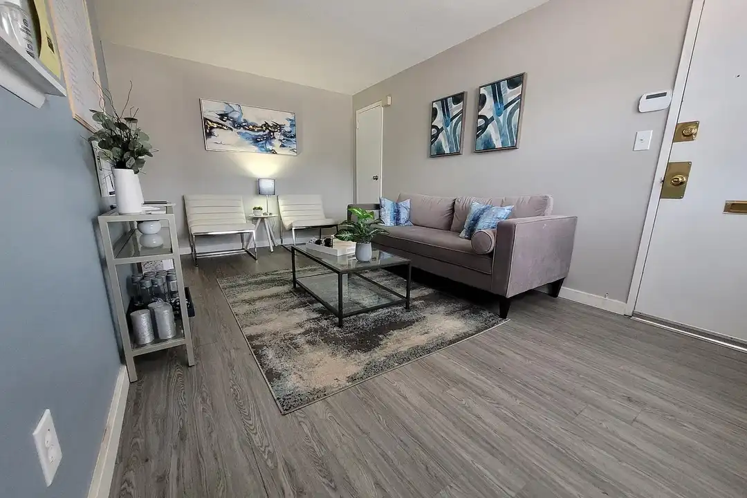 Pine Brook Terrace - 90 Pine Brook Ter - Bristol, CT | Rent.
