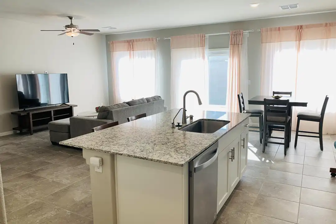 7867 Pink Opal Ave - View 5