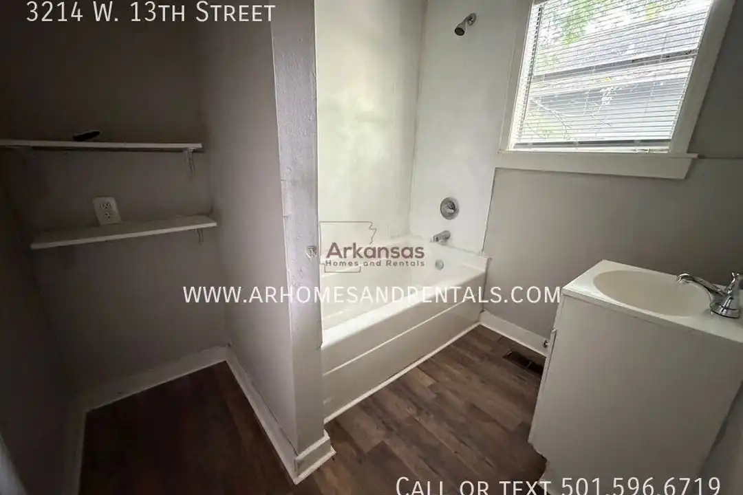 3214 W 13th St - More