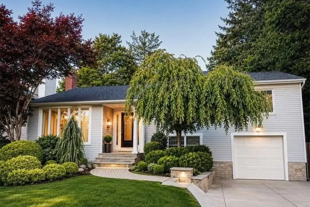 5 Eaton Rd – photo 1 of 19