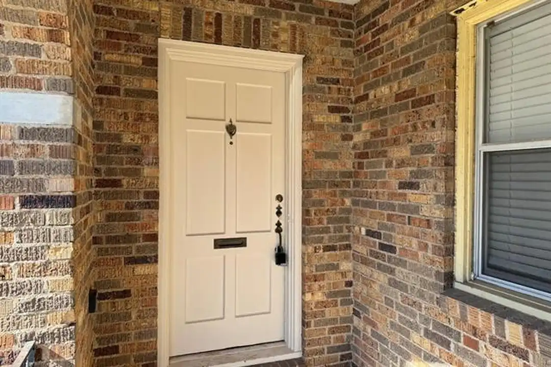 4027 Herschel Ave - View 3