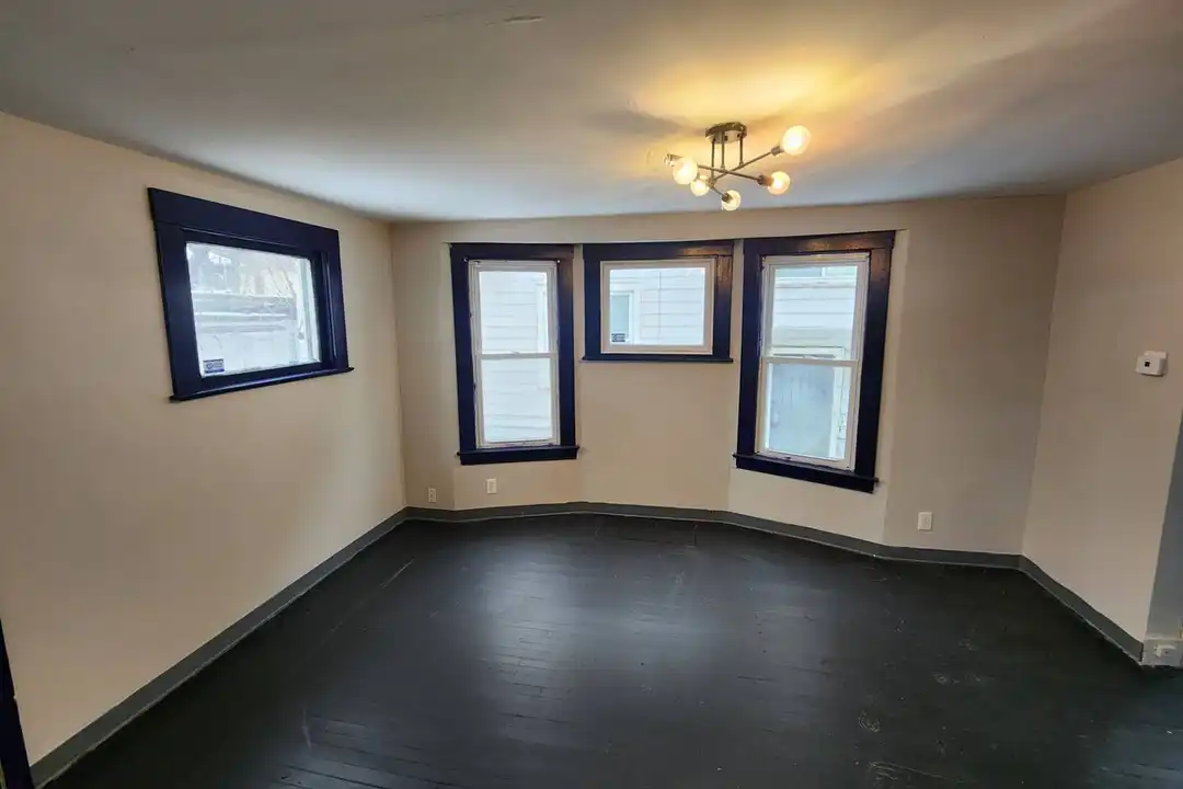 Apartment in Cleveland, Forest Hills, Cuyahoga - View 5