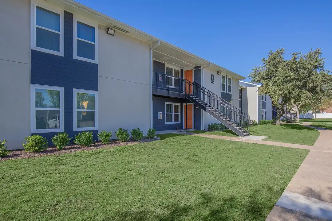 Northgate Village – photo 1