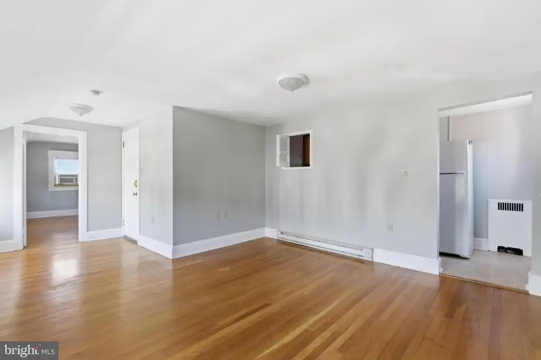 142 N Washington St #7 - View 6