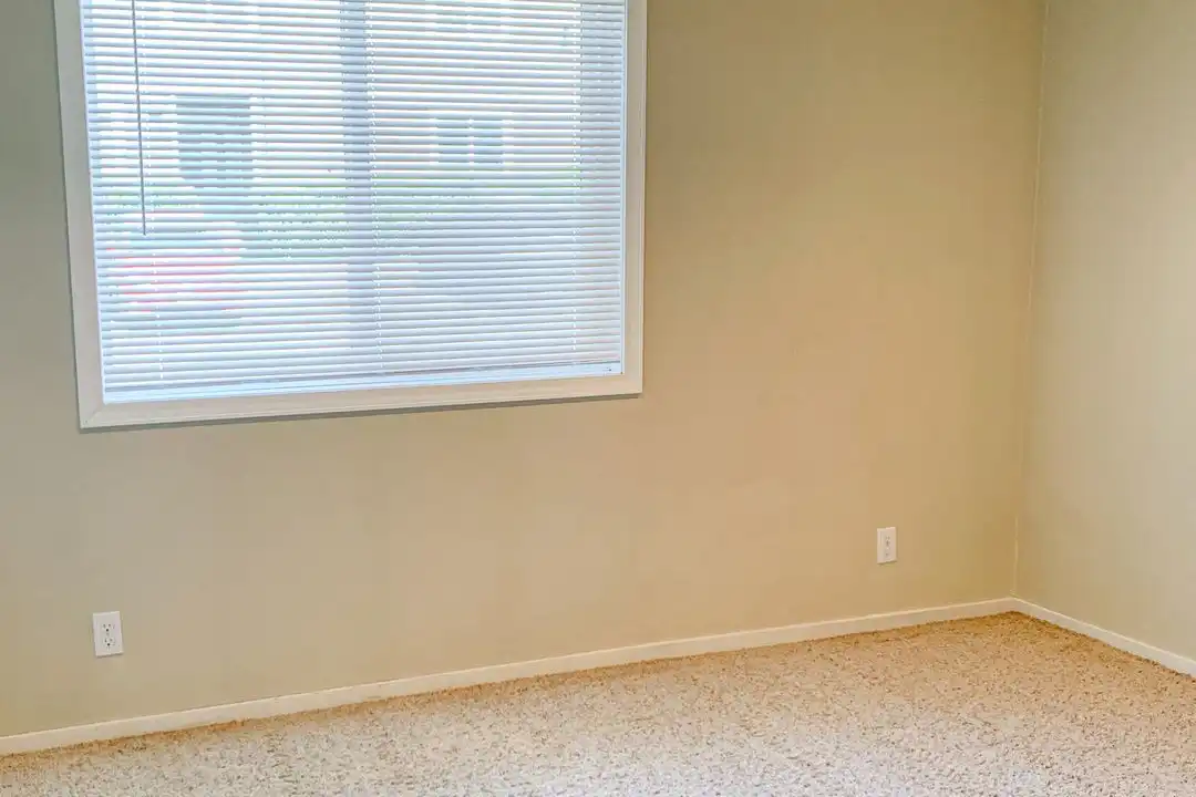 938 N 100th St unit 105 – pohled 5